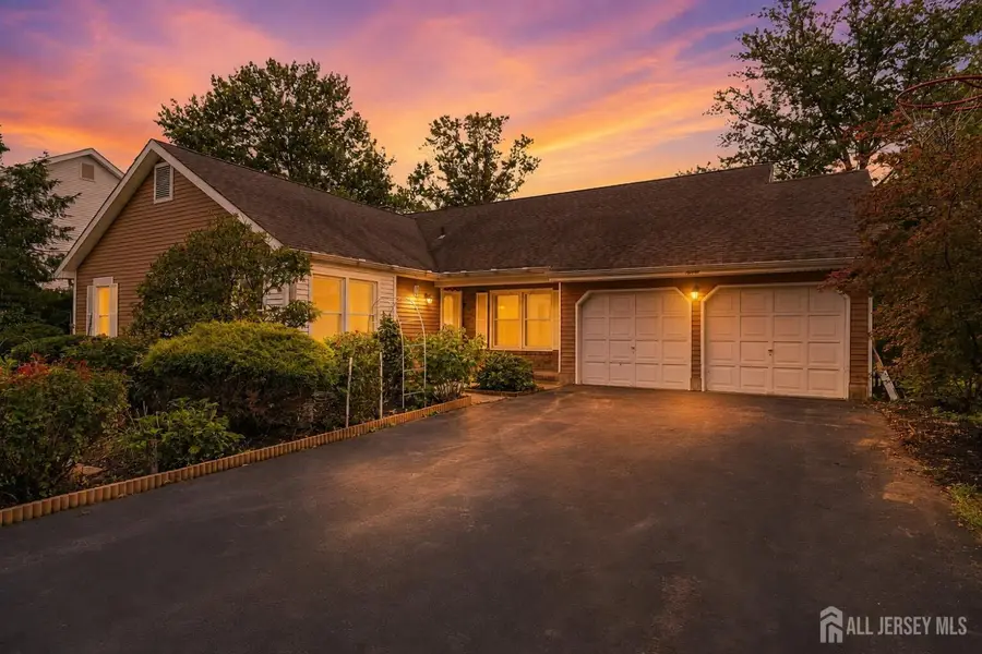 -20 Franklin Drive, Plainsboro, NJ 08536 - #2