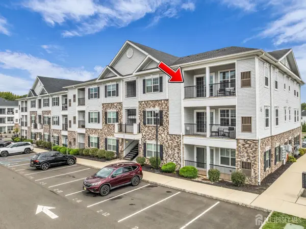-637 Marion Lane, Monroe, NJ 08831