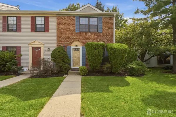 -360 Bromley Place, East Brunswick, NJ 08816