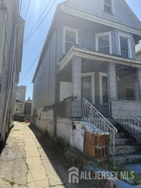 -160 Brighton Avenue, Perth Amboy, NJ 08861 - #2