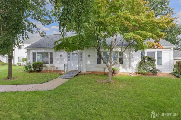 -487 Somerset Lane #487A, Jamesburg, NJ 08831