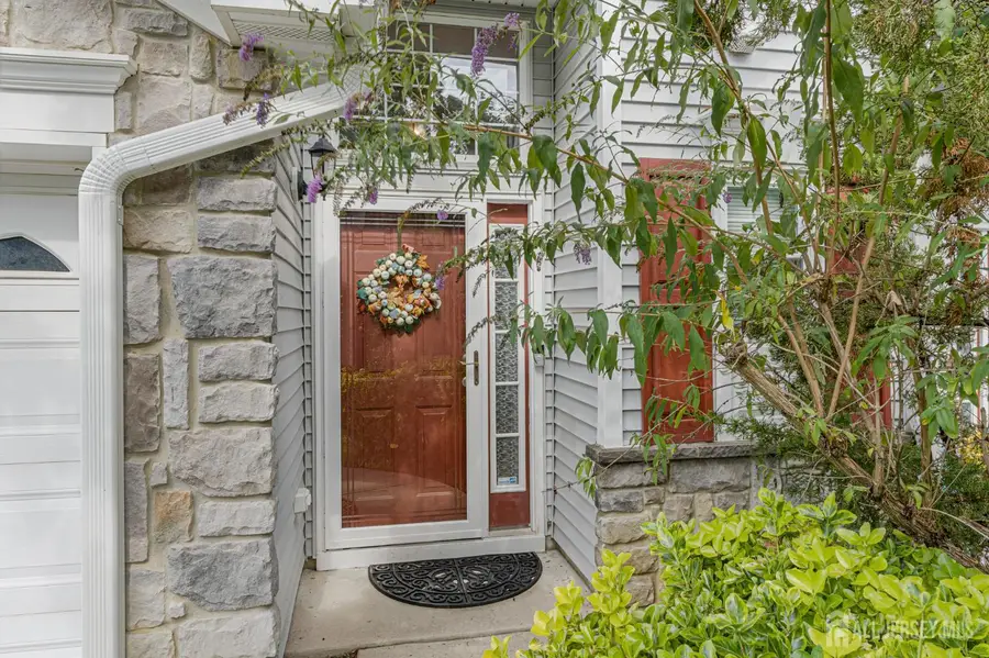 -29 Catherine Court, Laurence Harbor, NJ 08879 - #3