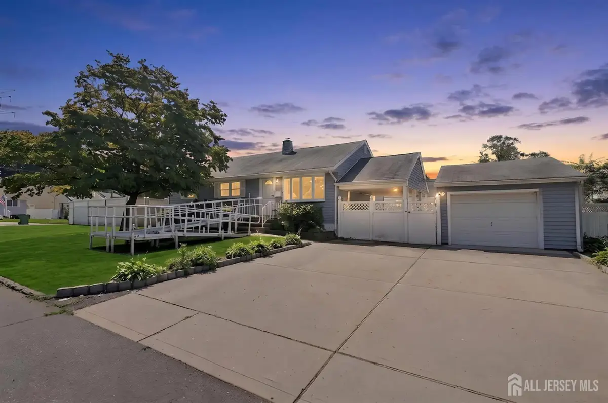 -29 Joyce Place, Parlin, NJ 08859 - #1