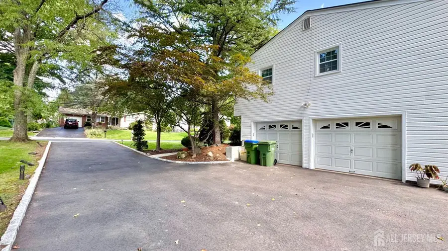 -9 Highpoint Drive, Edison, NJ 08820 - #3