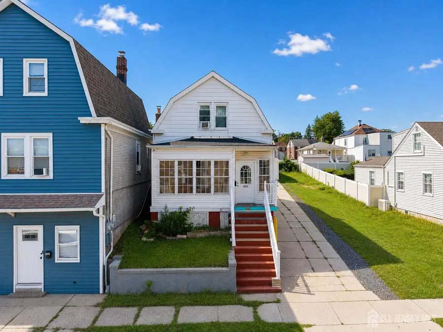 -685 Raritan Avenue, Perth Amboy, NJ 08861 - #3