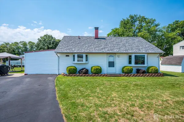 -37 Kate Terrace, Piscataway, NJ 08854