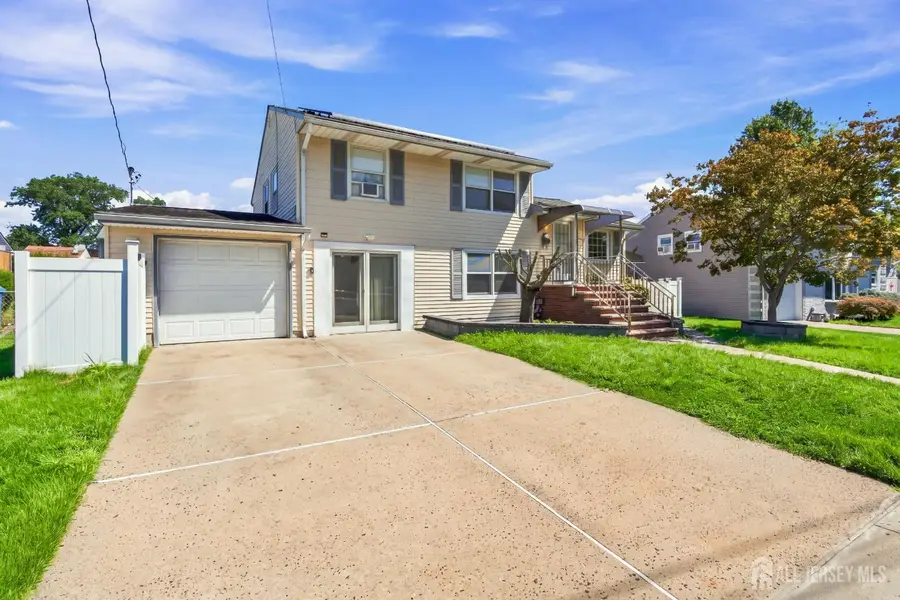 -25 Penn Street, Fords, NJ 08863 - #3