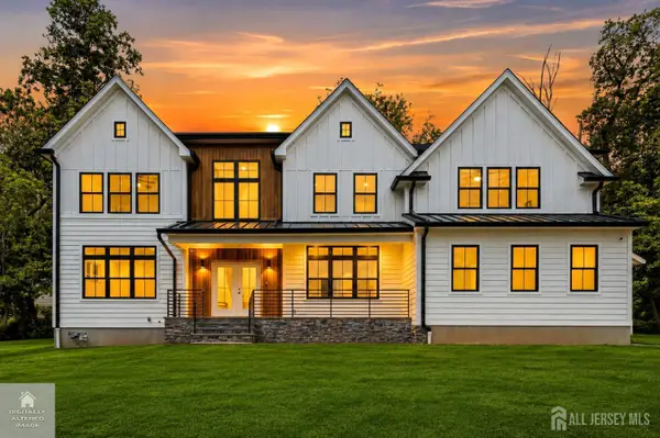 -170 Johnston Drive, Watchung, NJ 07069
