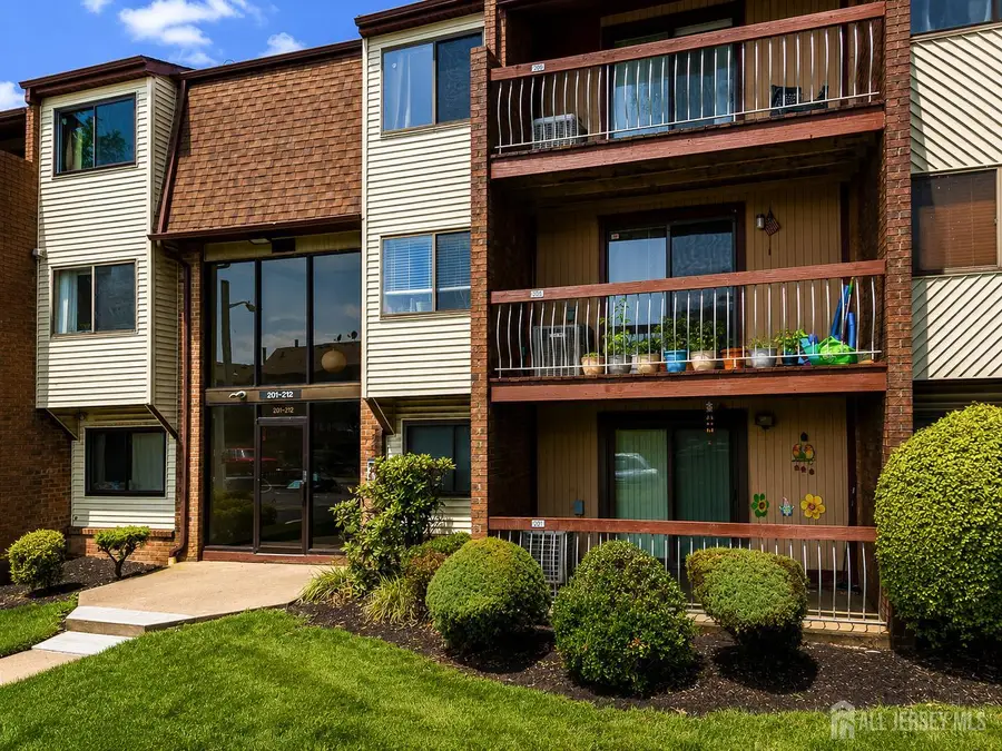 -201 Edison Glen Terrace, Edison, NJ 08837 - #2