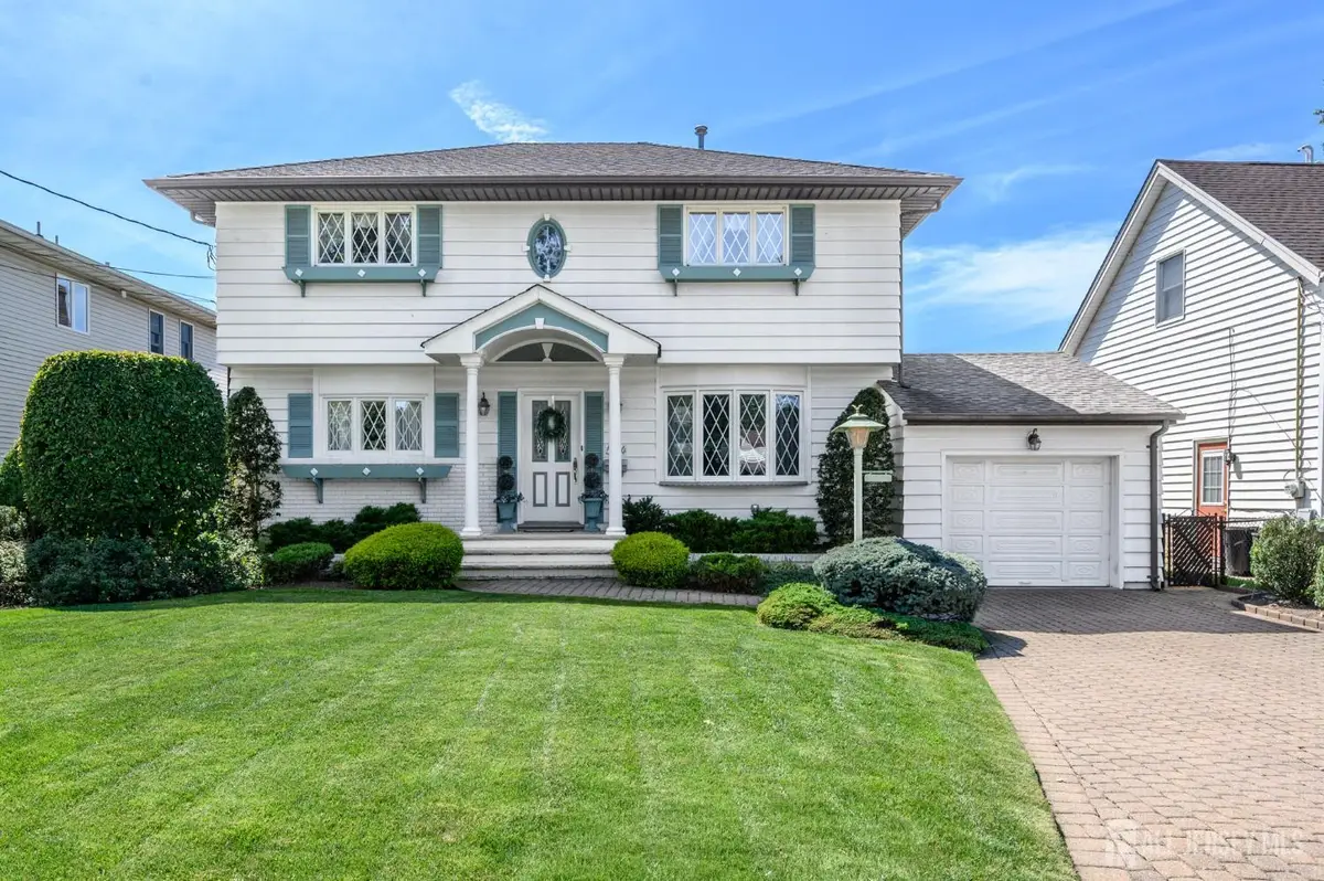 -544 Pinewood Avenue, Roselle Park, NJ 07204 - #1