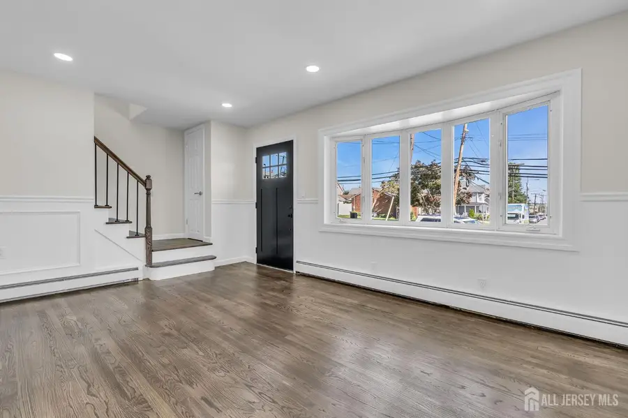 -552 Ridgeway Avenue, Sayreville, NJ 08879 - #2