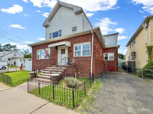 -733 Schuyler Ave Avenue, Lyndhurst, NJ 07071