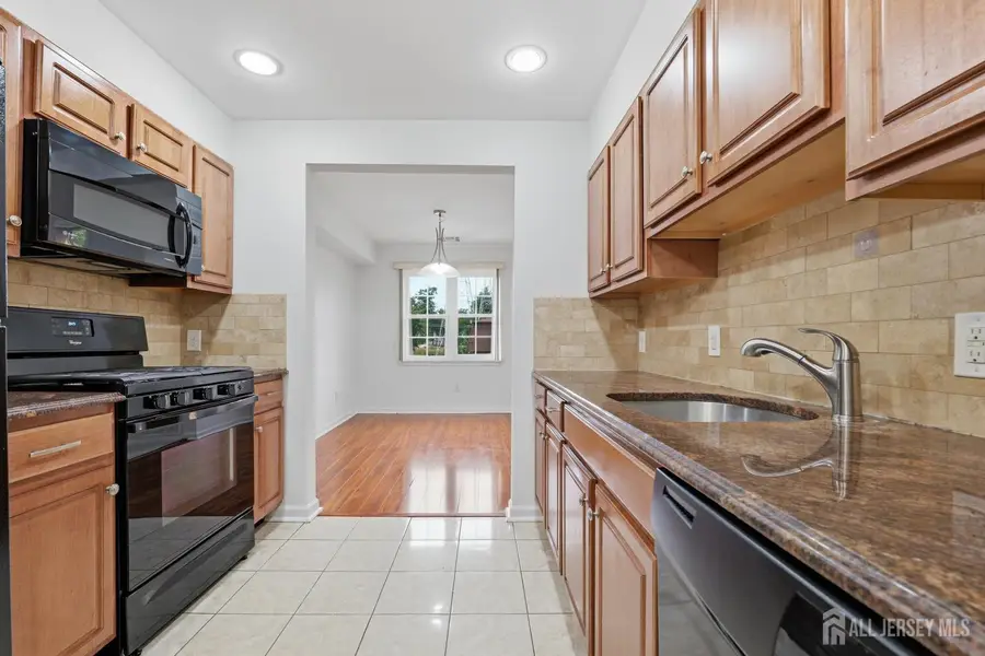 -191-C Sierra Court, Woodbridge, NJ 07095 - #3