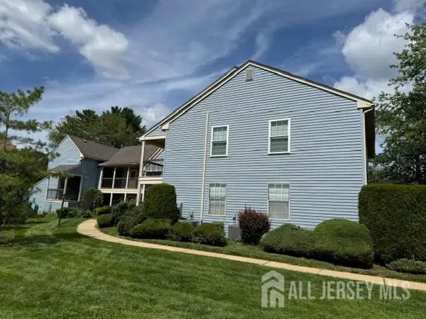 -8 Benjamin Franklin Drive #G, Monroe, NJ 08831