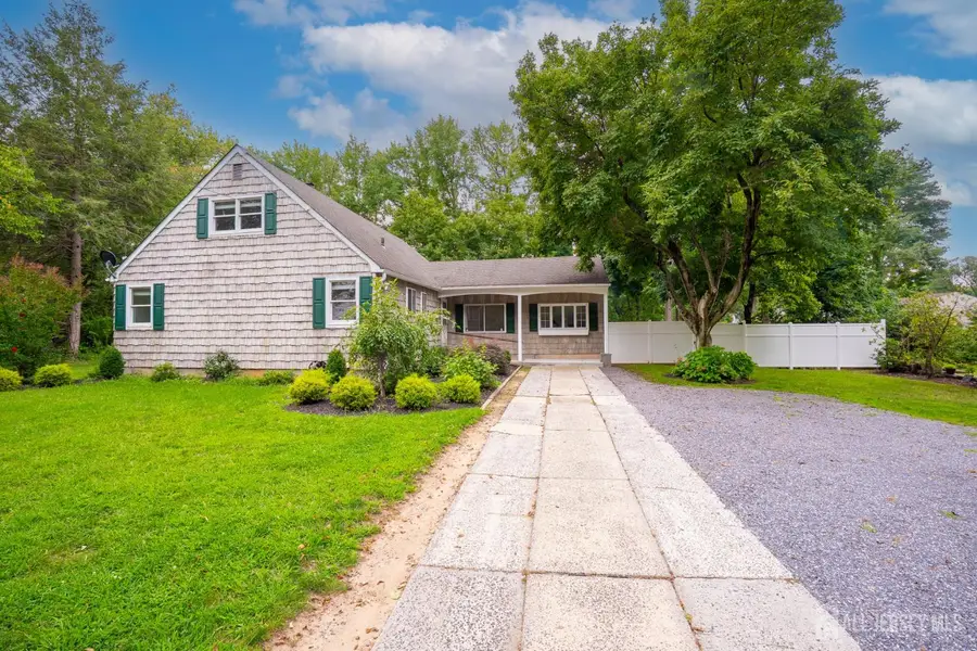 -11 Holland Lane, East Windsor, NJ 08512 - #2