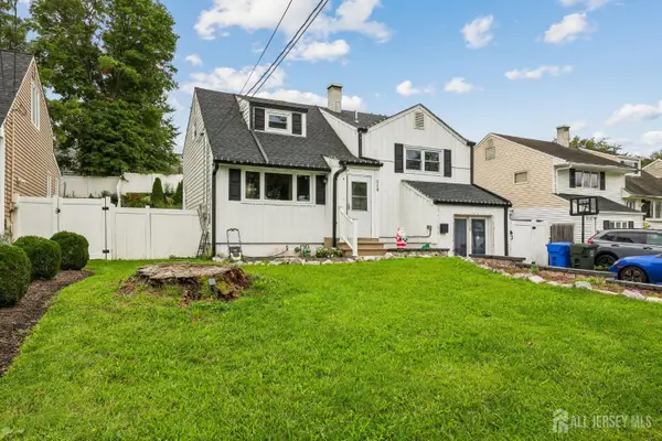 -218 Mcfarlane Road, Colonia, NJ 07067