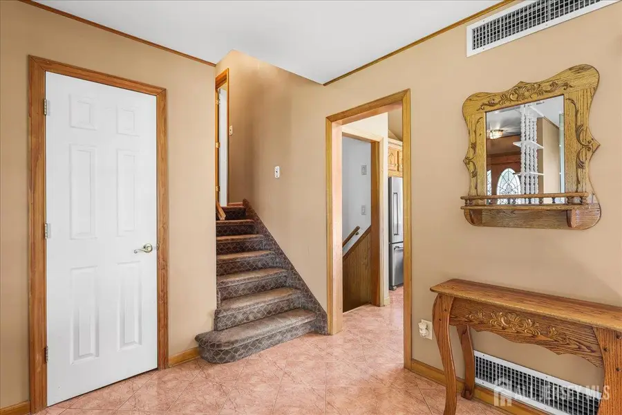 -65 Hunter Lane, Woodbridge, NJ 07095 - #3