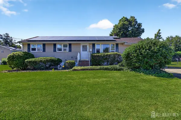 -51 Woodrow Avenue, Piscataway, NJ 08854