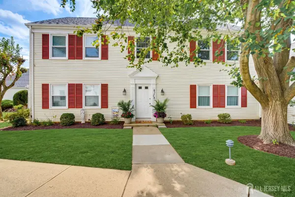 -526-N Terry Lane, Monroe, NJ 08831