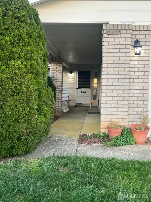 -223 Branch Road, Monroe, NJ 08831