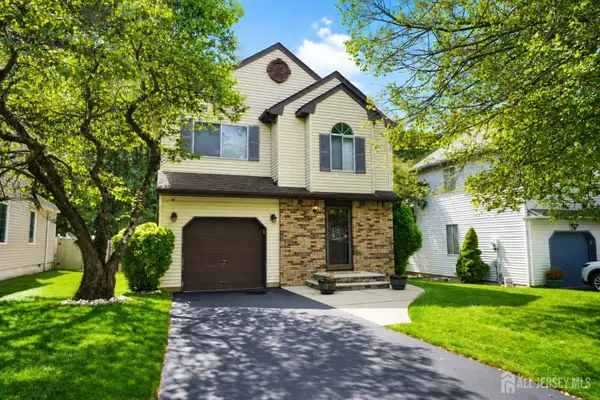-33 Shelly Road, Old Bridge, NJ 08857
