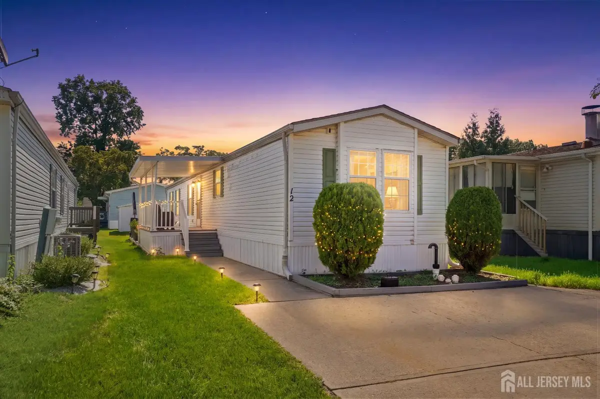 -12 Twain Road, North Brunswick, NJ 08902 - #1