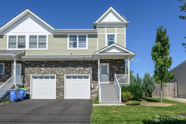 -112 Valerie Drive, Manville, NJ 08835