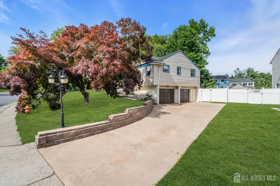 -35 Richard Terrace, Middletown, NJ 07748 - #3