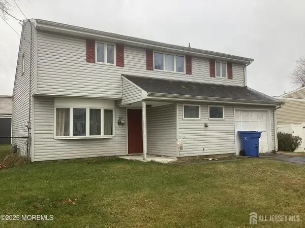 -27 Mabaline Road, Old Bridge, NJ 08857