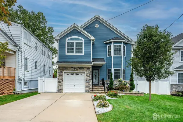 -37 Wildwood Avenue, Fords, NJ 08863
