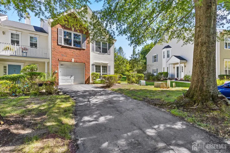 -301 Pheasant Run, Monmouth Junction, NJ 08852 - #2