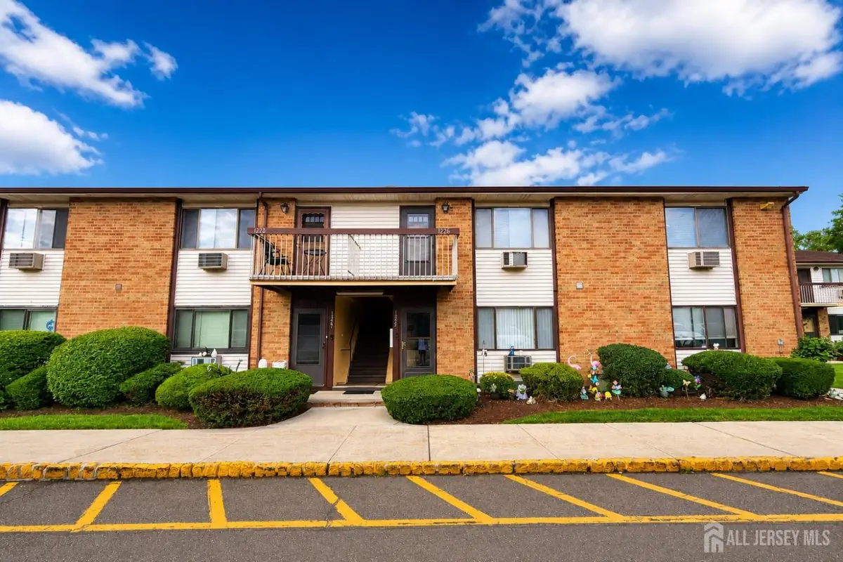 -1226 Cricket Lane, Woodbridge, NJ 07095 - #1