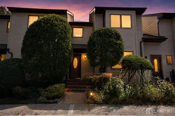-38 Ventura Court, Old Bridge, NJ 08857