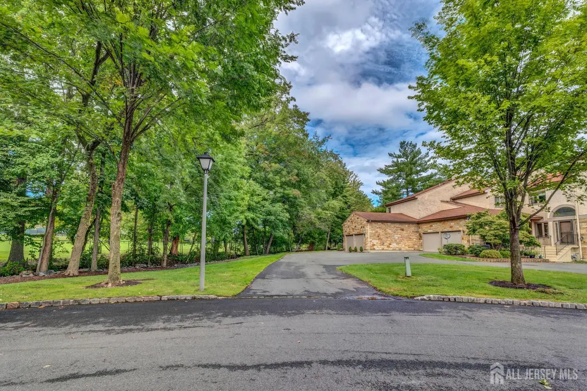 -18 Marilyn Court, Lawrence, NJ 08648 - #1