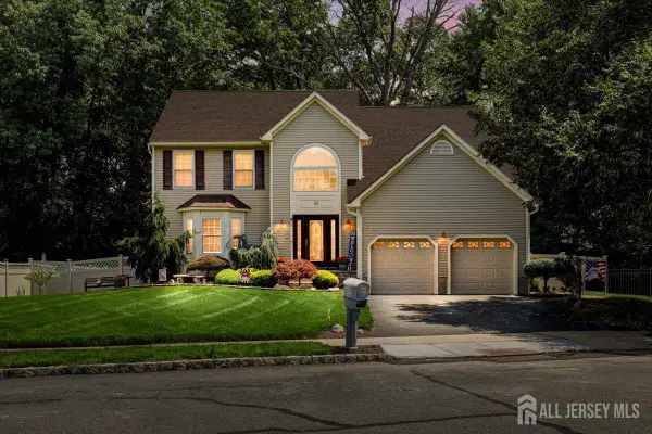 -45 Woodruff Drive, Old Bridge, NJ 07747
