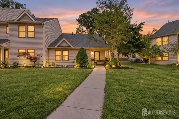 -607 Bluebell Dr Drive, Jackson, NJ 08527