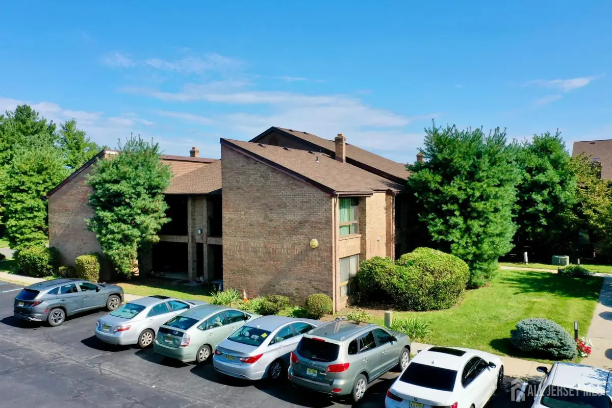-280 Willowbrook Drive, North Brunswick, NJ 08902 - #1