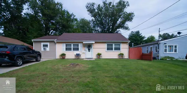 -4 Dorset Drive, Trenton, NJ 08618