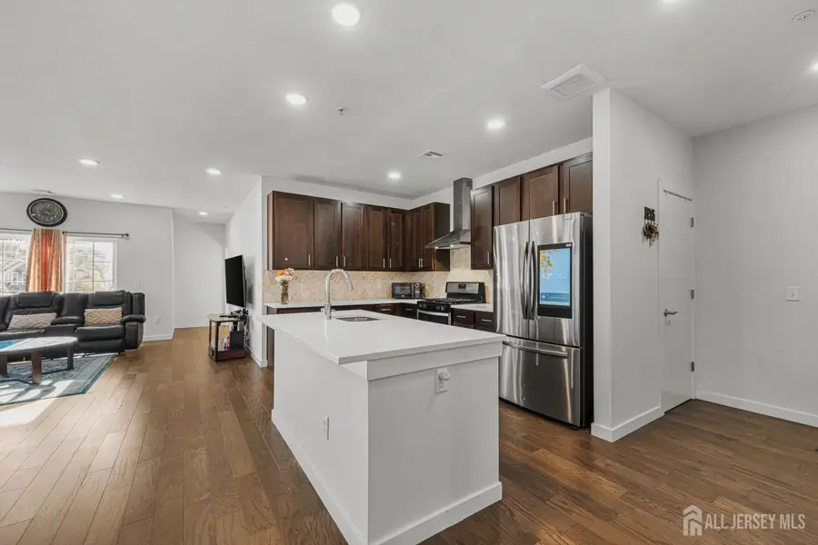 -724 Lorhan Drive, Piscataway, NJ 08854 - #3