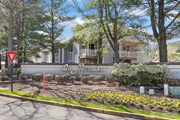 -2202 Timber Ridge Court, Parlin, NJ 08859