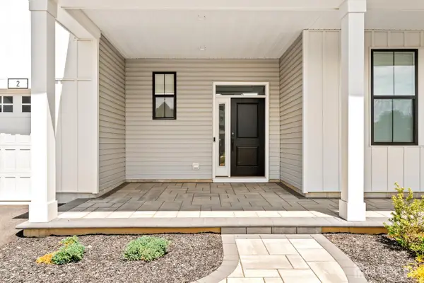 -2 Evelyn Court, Cranbury, NJ 08512