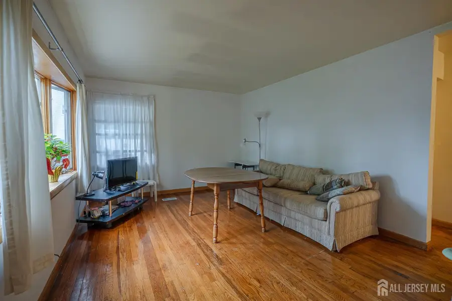 -160 Dartmouth Street, Highland Park, NJ 08904 - #3