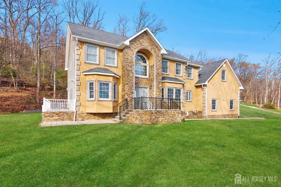 -1121 N Washington Avenue N #23, Green Brook, NJ 08812 - #2