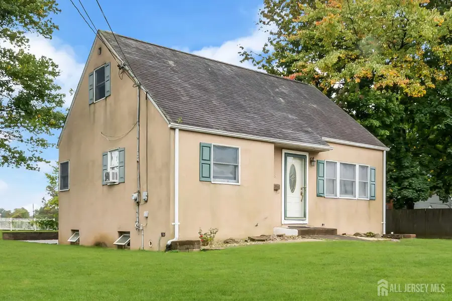 -38 Susan Lane, East Brunswick, NJ 08816 - #3