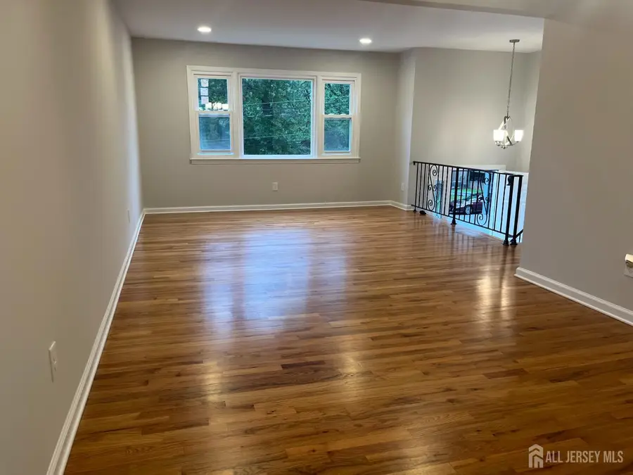-273 W Indiana Avenue, Iselin, NJ 08830 - #3