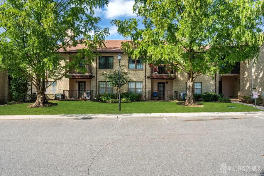 -1102 Wellington Place, Aberdeen, NJ 07747 - #2