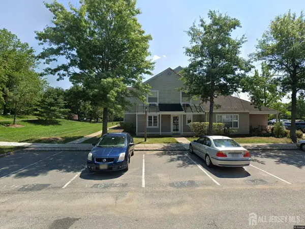 -56 Cain Court, Bridgewater, NJ 08807