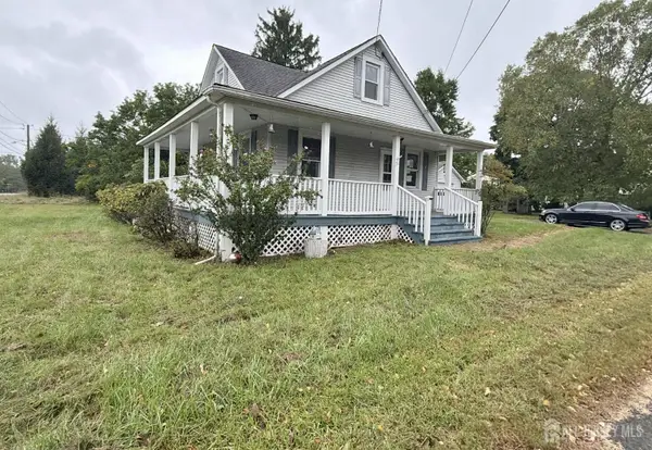 -31 Fourth Street, Hillsborough, NJ 08821