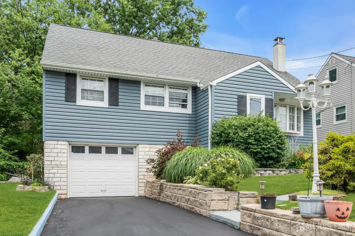 -21 Mcguire Street, Menlo Park Terrace, NJ 08840 - #1