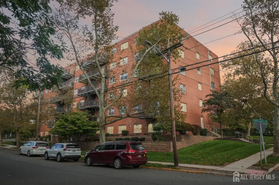 -123 S Adelaide Avenue #3J, Highland Park, NJ 08904 - #2